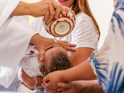 “Porque nós católicos batizamos nossos filhos ainda bebês?”