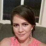 Fabiana, catequista e fundadora do blog Caminhos de Fé, dedicada à evangelização e à catequese católica.
